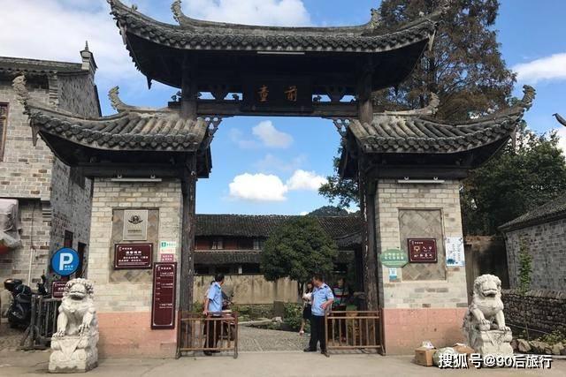 俗语：“一户开两门，人才皆难存”，两门指的是什么？为什么不能开？